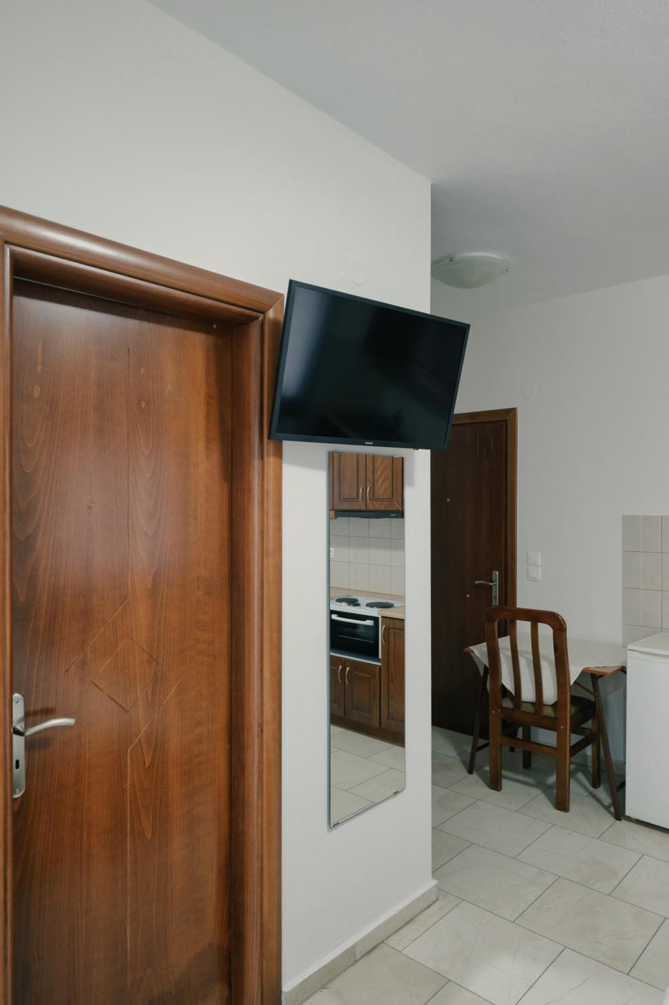 O Fotis Studios & Apartments Yanya Dış mekan fotoğraf