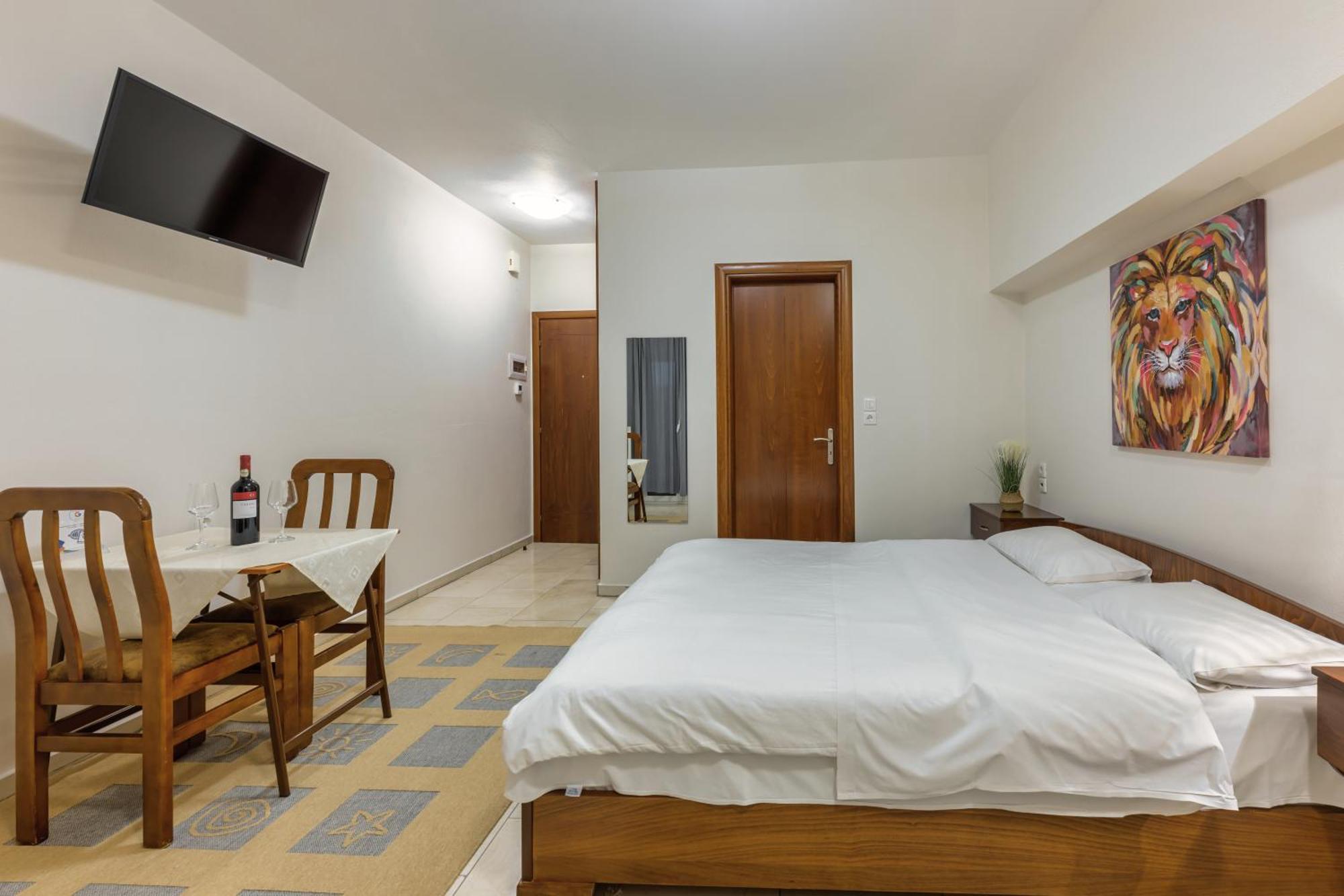 O Fotis Studios & Apartments Yanya Dış mekan fotoğraf